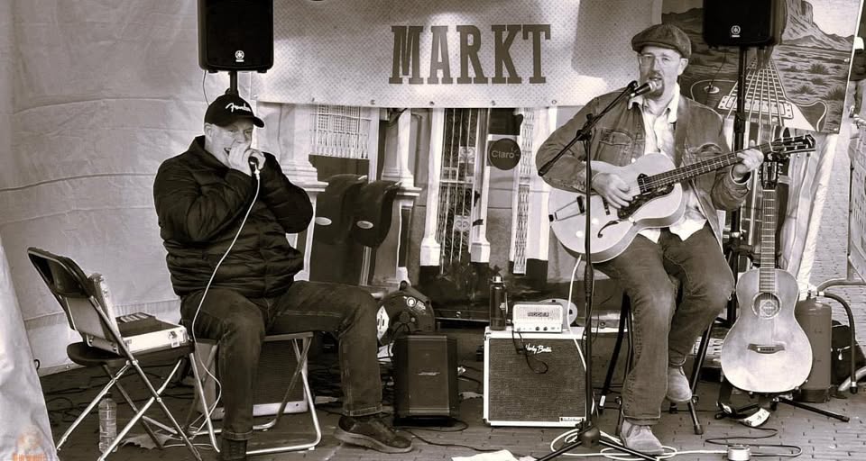 Backporch twins duo.jpg